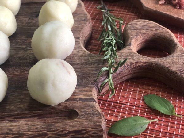 Gnocchi de Batata Recheado com Queijo